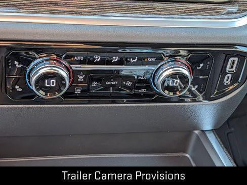 New 2026 GMC Sierra 1500 Elevation w/ Elevation Premium Package AWD/4WD image 17