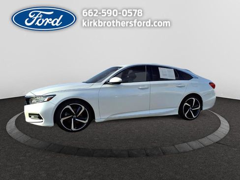 Used 2018 Honda Accord Sport image 1