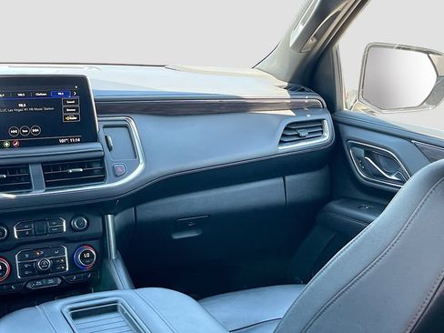 Used 2021 Chevrolet Tahoe Z71 AWD/4WD image 24