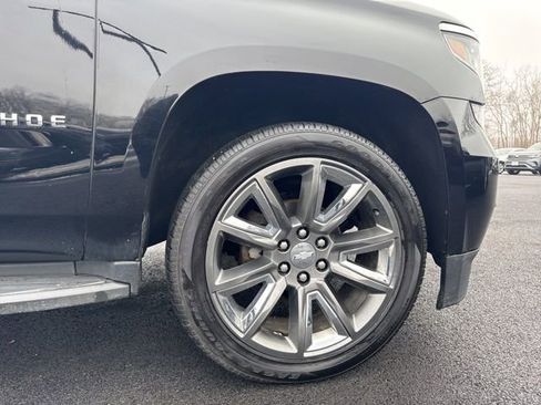 Used 2018 Chevrolet Tahoe LT w/ Luxury Package image 9