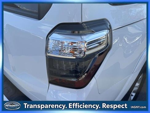 Used 2023 Toyota 4Runner SR5 Premium image 11