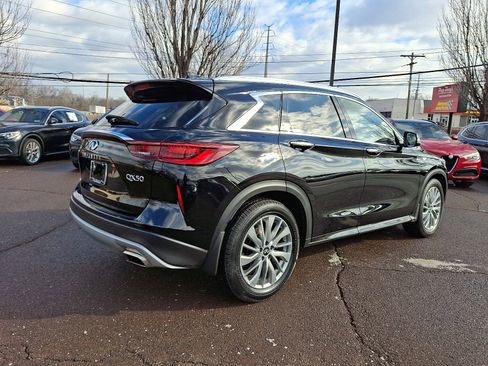 Certified 2025 INFINITI QX50 Luxe image 6