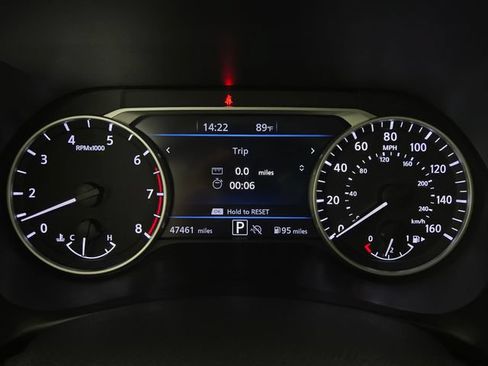 Used 2024 Nissan Sentra SV FWD image 20