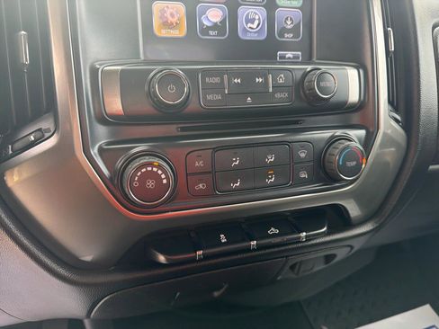 Used 2018 Chevrolet Silverado 1500 LT w/ Trailering Package image 24