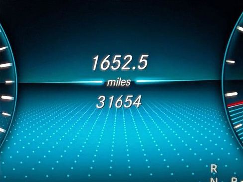 Used 2022 Mercedes-Benz GLC 300 image 9