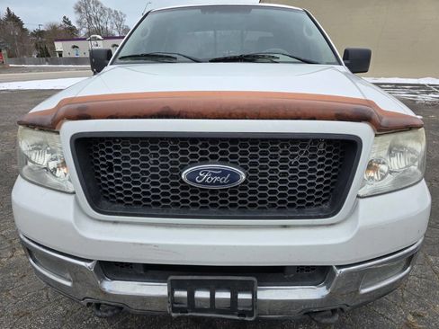 Used 2004 Ford F150 XLT image 2