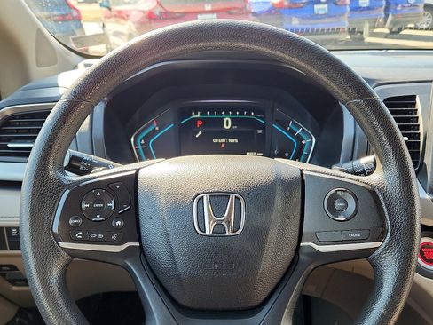 Used 2019 Honda Odyssey LX image 19