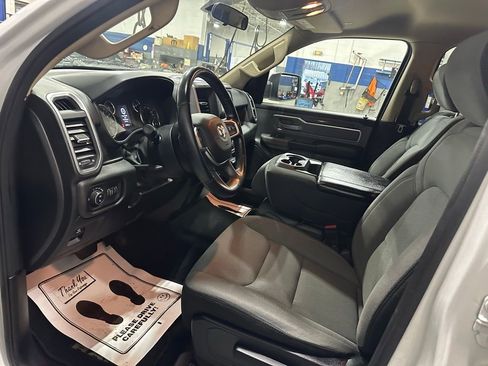 Used 2019 RAM 1500 Big Horn image 10