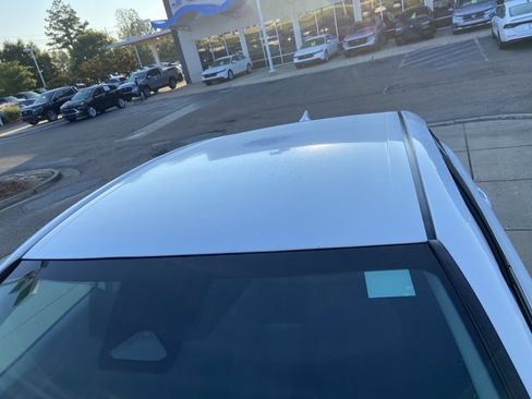 Used 2025 Toyota Camry LE FWD image 28
