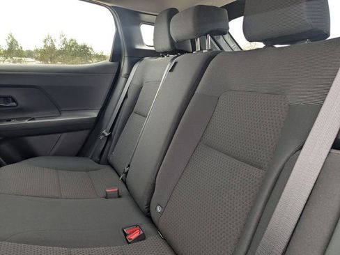 New 2026 Nissan Kicks S image 27