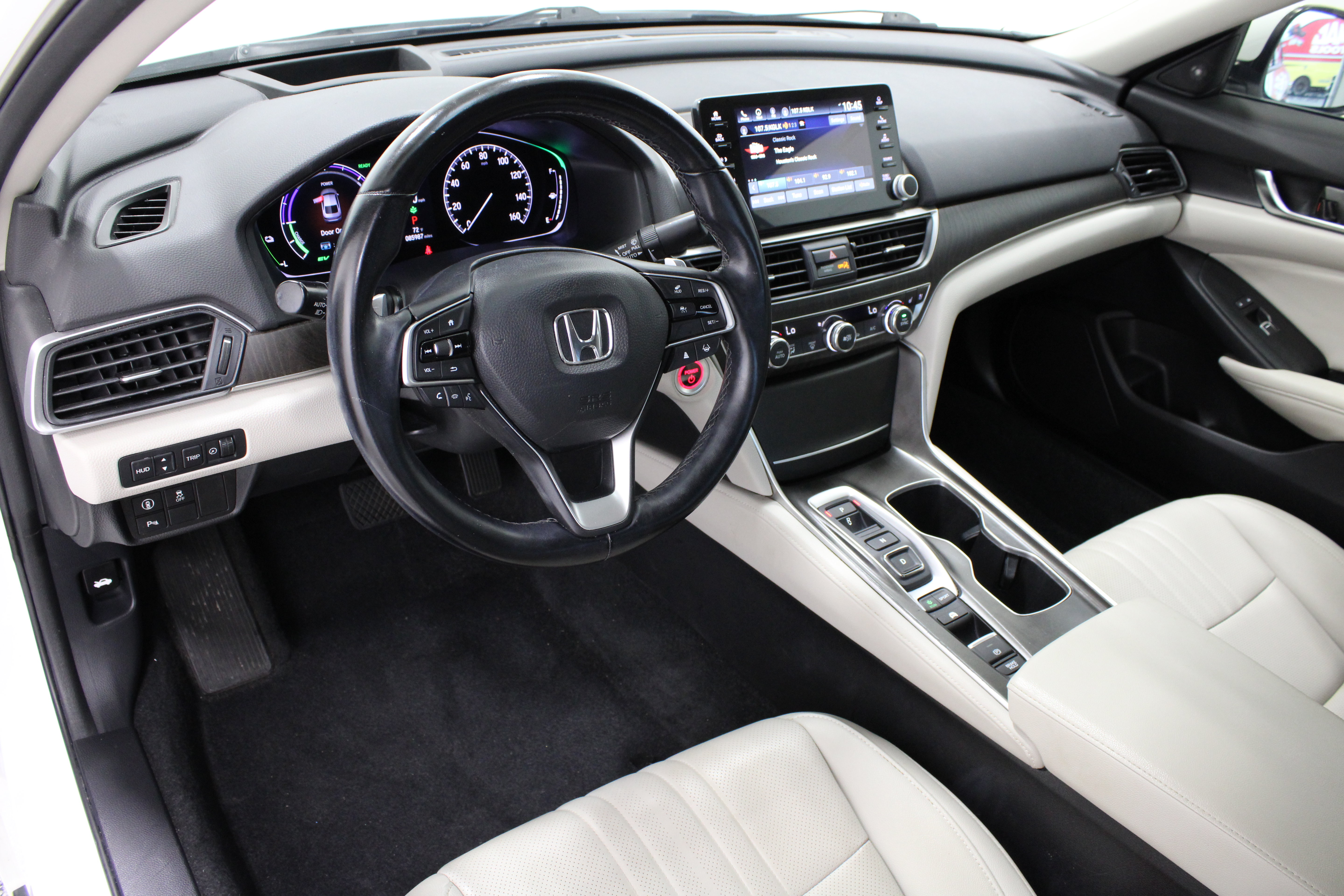Used 2021 Honda Accord Touring image 13