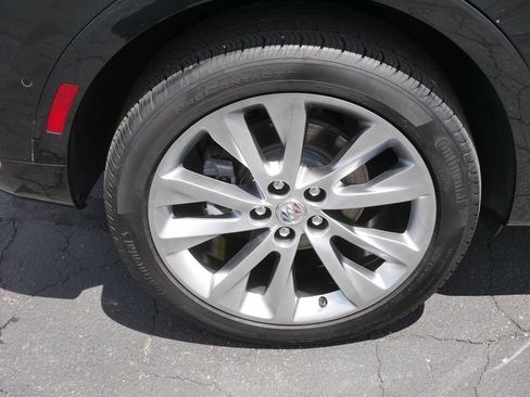 Used 2023 Buick Envision Avenir AWD/4WD image 8