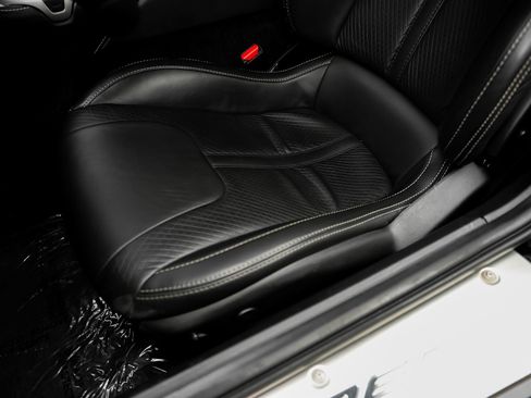 Used 2013 SRT Viper GTS w/ GTS Laguna Interior Pkg RWD image 34