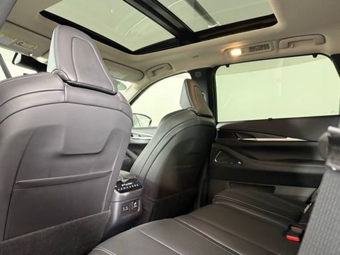 Used 2025 INFINITI QX60 Sensory w/ Vision Package AWD/4WD image 25