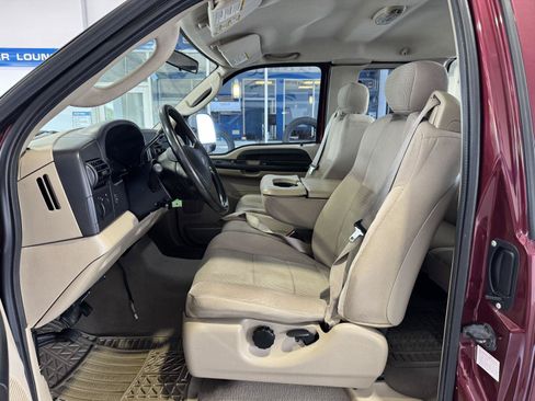 Used 2005 Ford F250 XL AWD/4WD image 7
