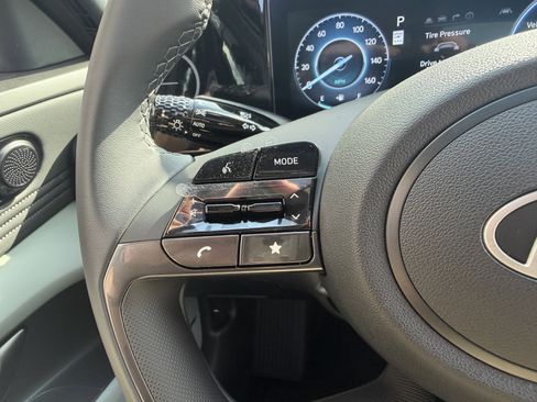 New 2026 Hyundai Elantra Limited image 33