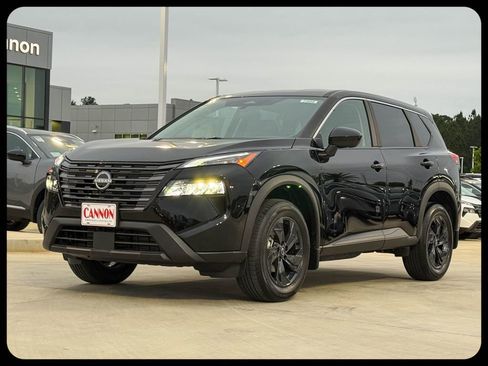 New 2026 Nissan Rogue SV w/ Cold Weather Package FWD image 3