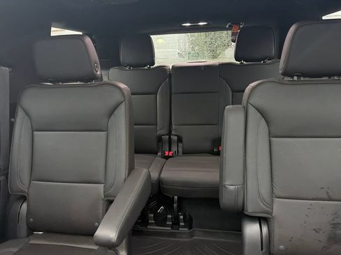 Used 2021 Chevrolet Tahoe High Country AWD/4WD image 12