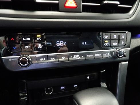 Used 2024 Kia Seltos EX AWD/4WD image 34