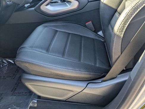 New 2026 Mercedes-Benz GLS 580 4MATIC image 3