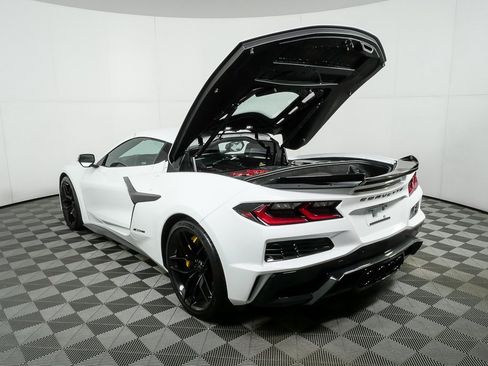 Used 2025 Chevrolet Corvette Z06 image 29