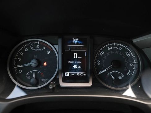 Used 2021 Toyota Tacoma TRD Off-Road image 33