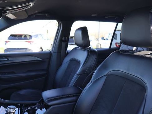 Used 2023 Jeep Grand Cherokee L Laredo AWD/4WD image 11