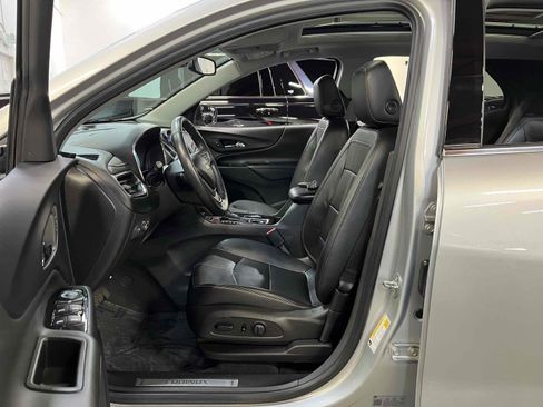 Used 2022 Chevrolet Equinox Premier image 6