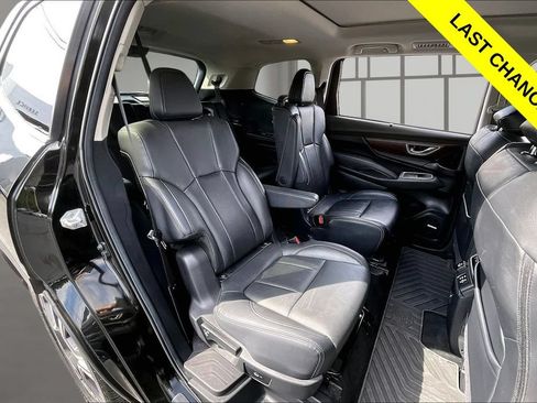 Used 2023 Subaru Ascent Touring AWD/4WD image 27