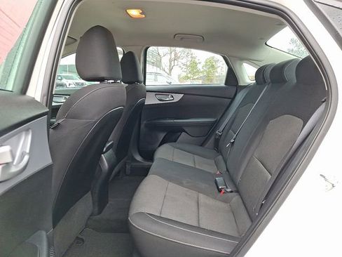 Certified 2024 Kia Forte LXS w/ LXS Technology Package image 12