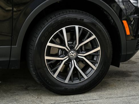 Used 2019 Volkswagen Tiguan SE AWD/4WD image 49