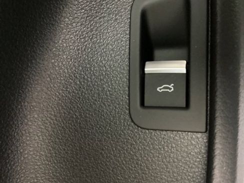 New 2026 Audi Q8 Premium Plus image 18