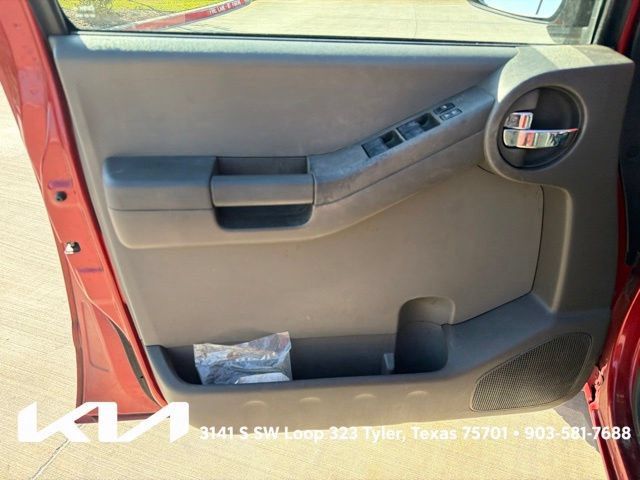 Used 2011 Nissan Xterra S AWD/4WD image 13