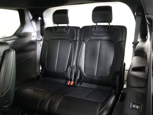 Used 2023 Jeep Grand Cherokee L Overland w/ Luxury Tech Group IV image 43