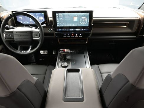 Used 2025 GMC Hummer EV 2X w/ LPO, Sport Package AWD/4WD image 14