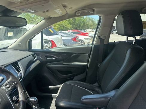 Used 2019 Buick Encore Preferred FWD image 16