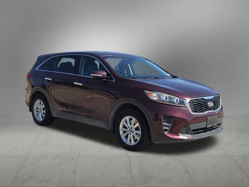 Used 2019 Kia Sorento FWD image 8