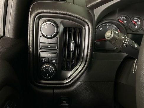 Used 2024 Chevrolet Silverado 3500 W/T image 23
