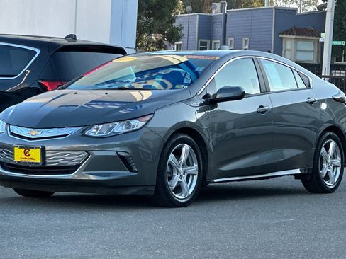 Used 2017 Chevrolet Volt LT image 9