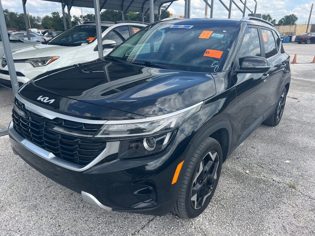 Used 2024 Kia Seltos EX FWD image 1