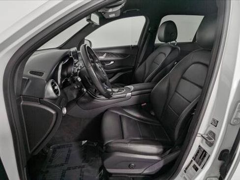 Used 2018 Mercedes-Benz GLC 300 image 13