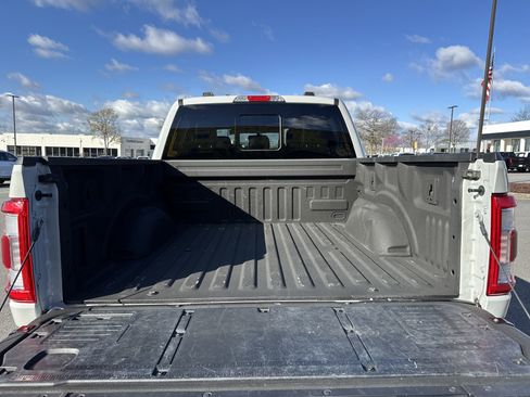 Used 2023 Ford F150 Lariat image 34