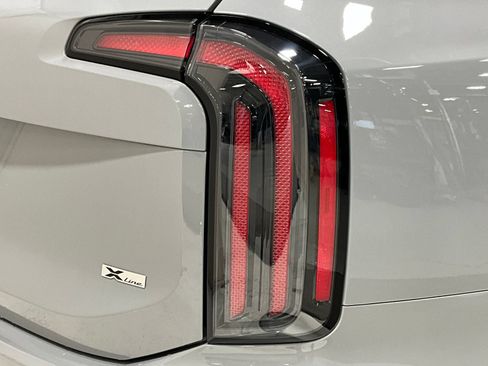 Used 2025 Kia Telluride SX Prestige X-Line AWD/4WD image 28