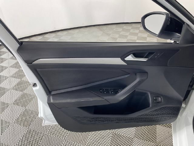Used 2024 Volkswagen Jetta Sport FWD image 15