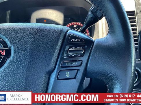Used 2021 Nissan Titan PRO-4X w/ Pro-4x Convenience Package AWD/4WD image 13