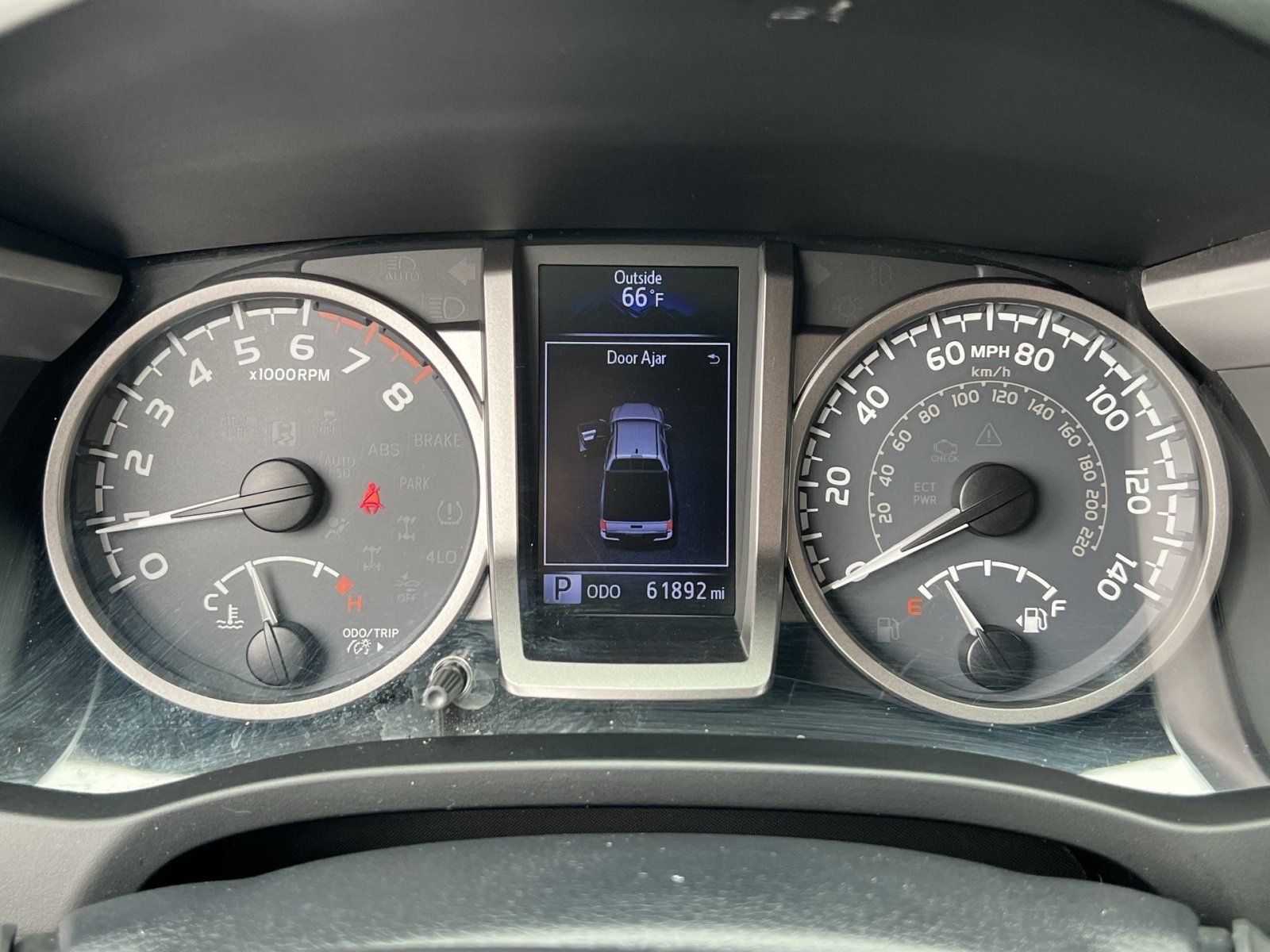 Used 2019 Toyota Tacoma SR5 AWD/4WD image 16