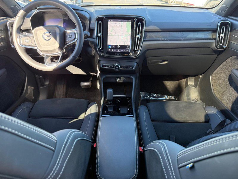 Certified 2023 Volvo C40 P8 Recharge Ultimate AWD/4WD image 12