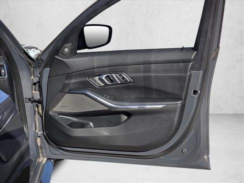 Used 2022 BMW M3 w/ Executive Package image 10