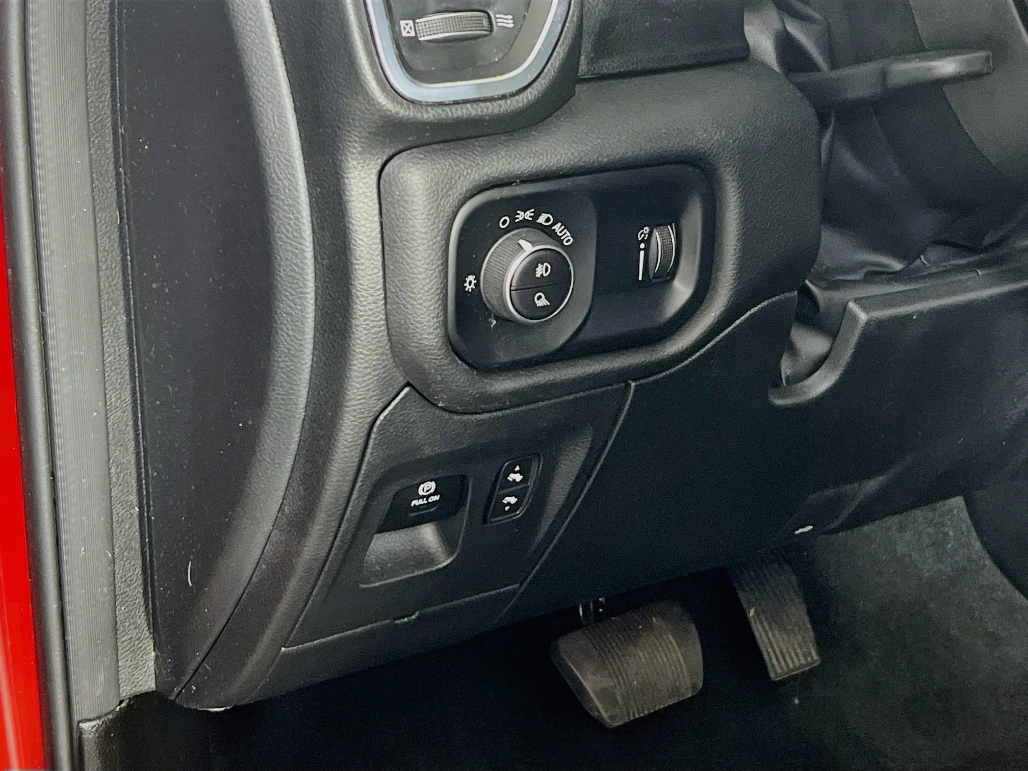 Used 2024 RAM 1500 Big Horn AWD/4WD image 10
