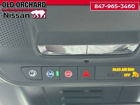 Used 2024 Chevrolet Equinox EV LT FWD image 18